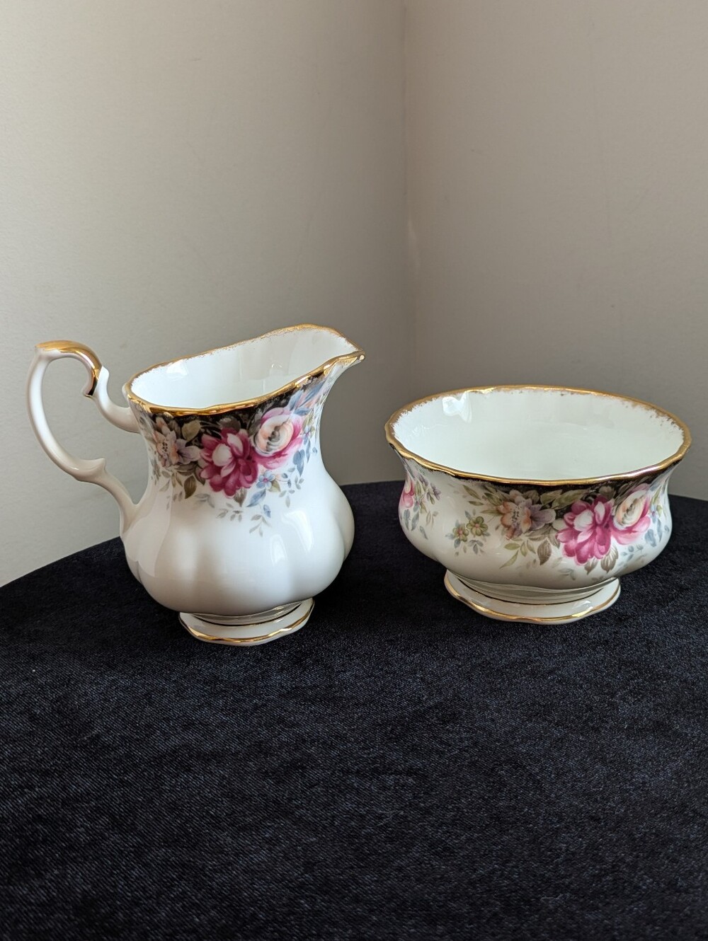 Royal Albert 1981 Autumn Roses Rare Bone China Sugar & Creamer Dish